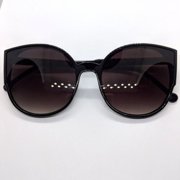 Large Tortoiseshell  Frame Cat Eye Sunglasses - Picture 3 of 7